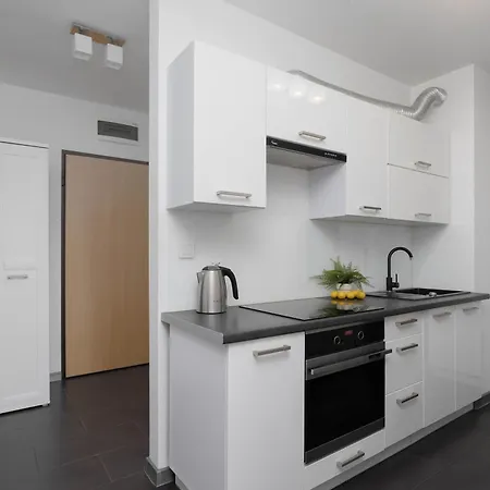 Apartman Stylowy W Warszawie Sypialnia & Parking W Garazu By Renters Varsó