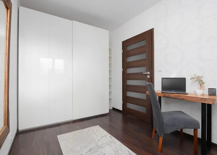 Stylowy W Warszawie Sypialnia & Parking W Garazu By Renters Warsaw