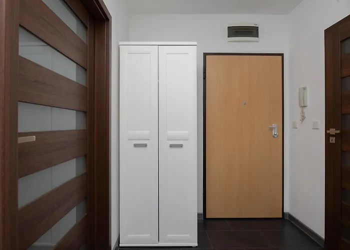 Stylowy W Warszawie Sypialnia & Parking W Garazu By Renters *