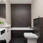 Stylowy W Warszawie Sypialnia & Parking W Garazu By Renters Warszawa