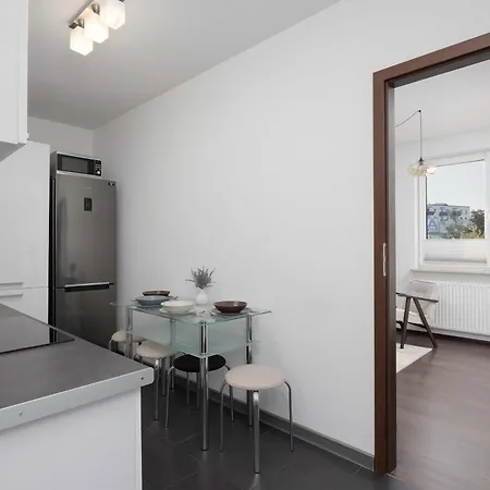 Apartamento Stylowy W Warszawie Sypialnia & Parking W Garazu By Renters Varsóvia